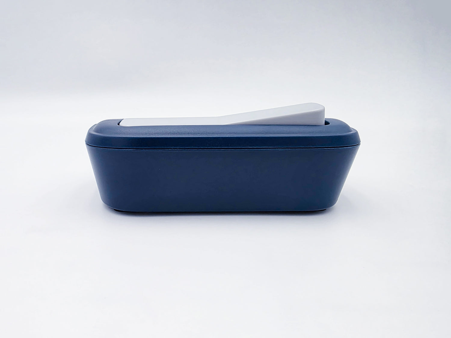 Leap PQ9923 Chess Clock in Lightbox (Back Side).